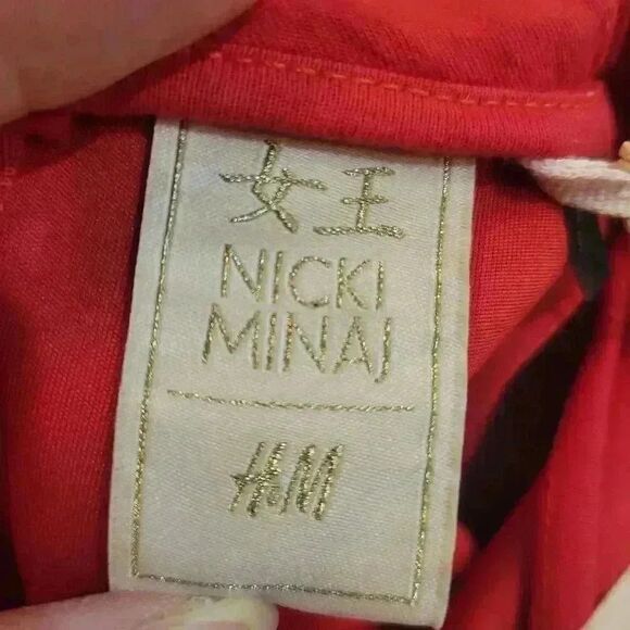 H&M Nikki Minaj Red Poly Scuba Fitted Mock Neck Long Sleeve Dress NEW - Picture 15 of 16